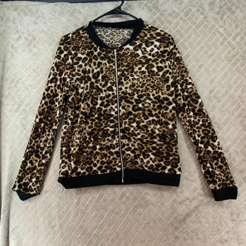Womens Shirt Large Leopard Animal Print Zip Up Long Sleeve Boxy Fit